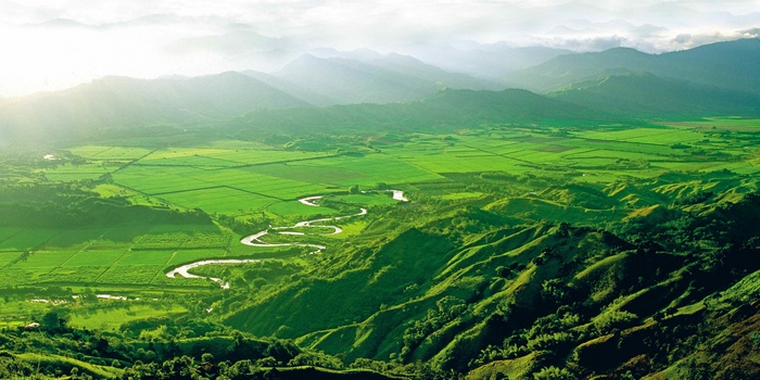 Valle de Cocora, Colombia: Mountains, Hills, and River