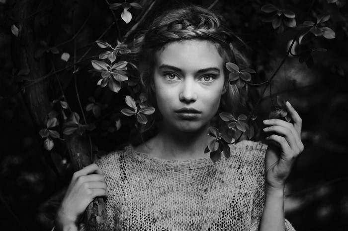 Elsa Fredriksson Holmgren portrait with leaves