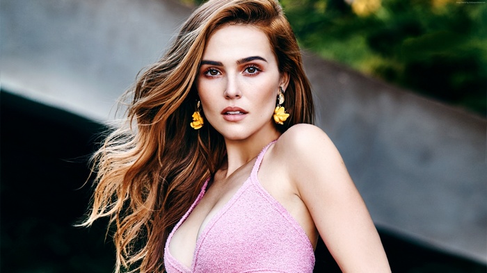 Zoey Deutch 4K