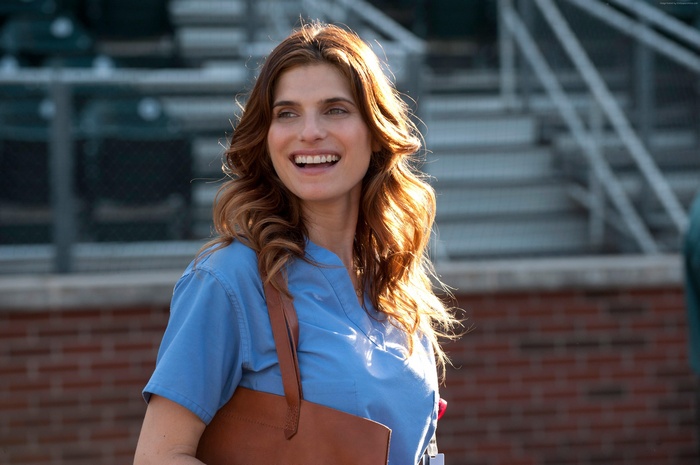 Lake Bell in blue scrubs