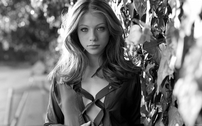Michelle Trachtenberg portrait photography