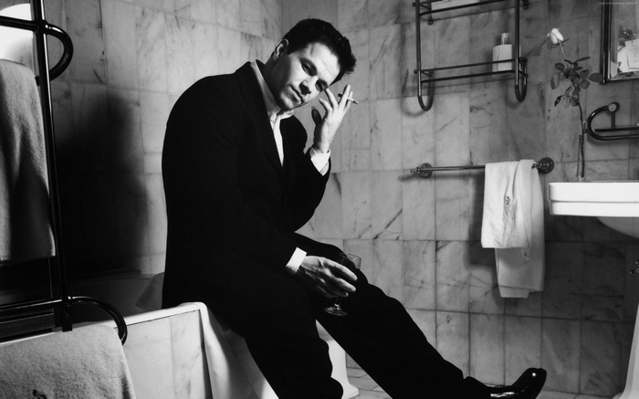 Mark Wahlberg in a bathroom