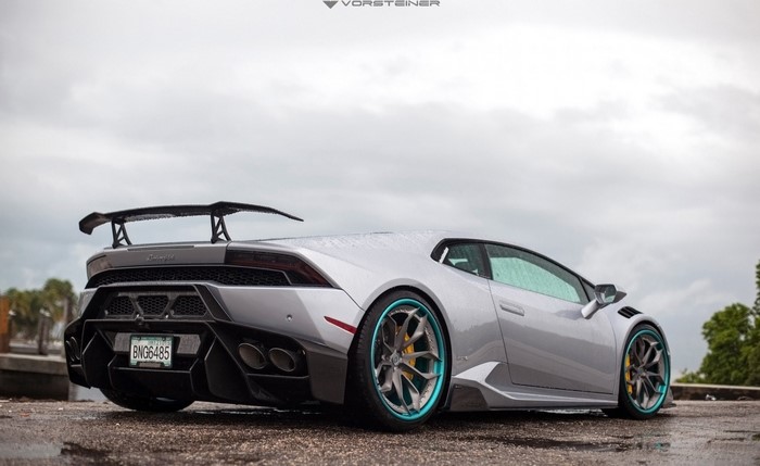 Silver Lamborghini Huracan with custom wheels