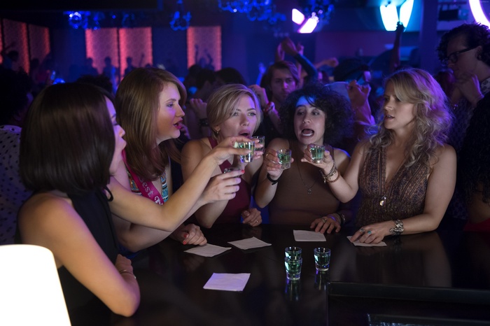 Zoe Kravitz, Scarlett Johansson, Ilana Glazer, Jillian Bell, Kate McKinnon in Rough Night