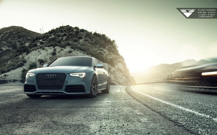 Audi RS5 V-FF 103 Wheels on Mountain Road
