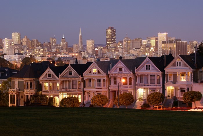 Painted Ladies Victorian houses in San Francisco at dusk
