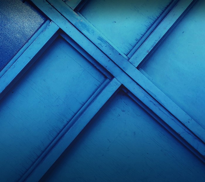 Blue metal structure with intersecting lines