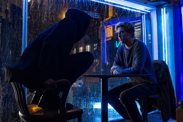 Death Note: Light Yagami and L confrontation