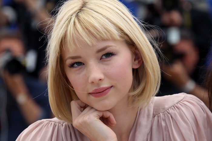 Haley Bennett blonde actress