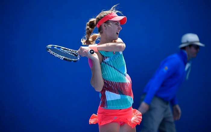 Anna Kalinskaya playing tennis
