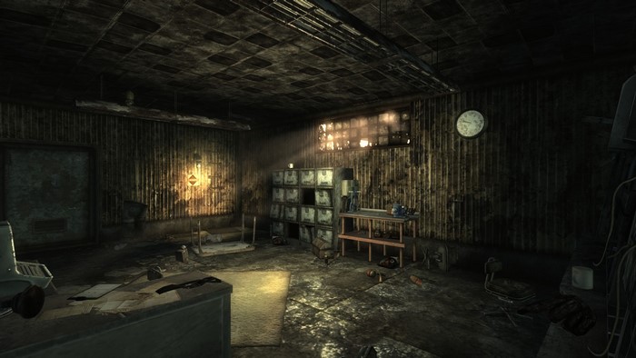 Fallout 3 screenshot of a derelict room