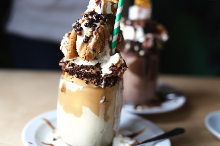 Gourmet milkshake with cookies and chocolate
