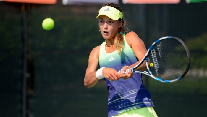 Anna Kalinskaya playing tennis