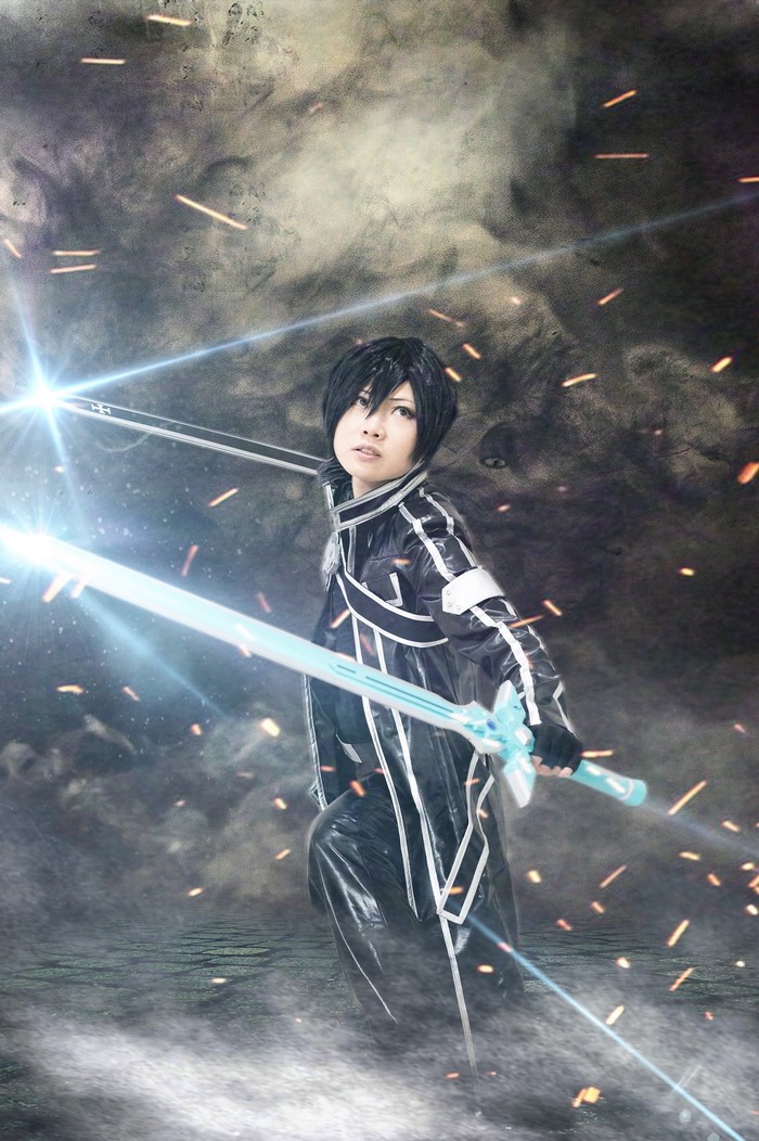 Kirito from Sword Art Online holding two swords