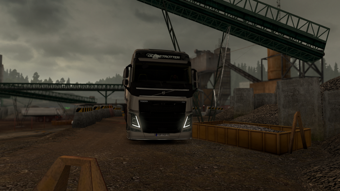 Volvo FH Globetrotter truck at a construction site