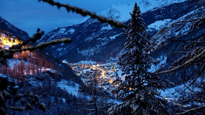 Snowy Evening in a Swiss Alpine Village