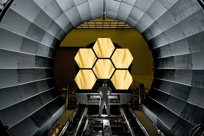 James Webb Space Telescope mirror assembly