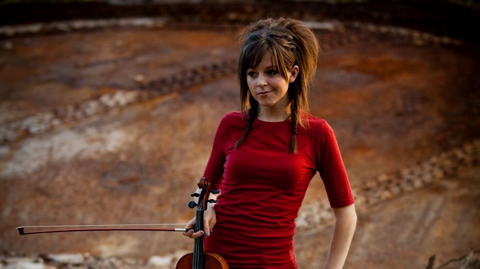 Lindsey Stirling with Violin