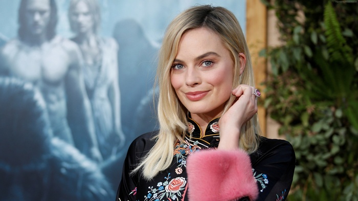 Margot Robbie at an event