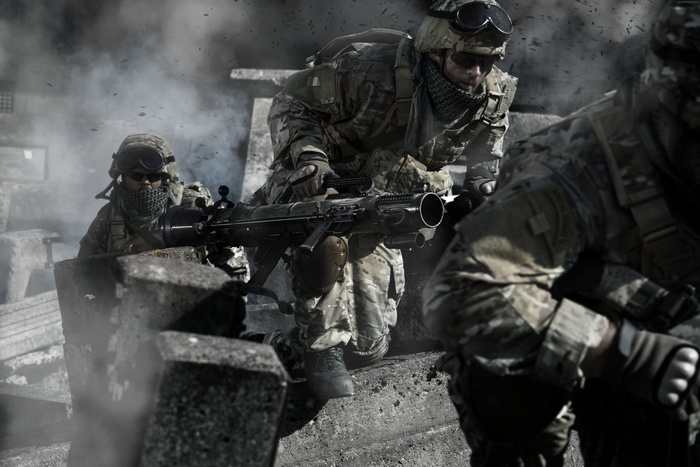 Swedish Army soldiers with Carl Gustaf M4 recoilless rifle