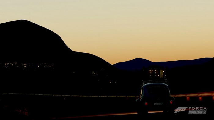 Volkswagen Beetle driving at sunset in Forza Horizon 2