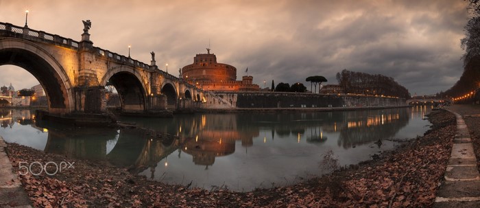 Castel Sant'Angelo and Ponte Sant'Angelo at dusk