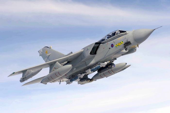 Panavia Tornado GR.4 British Air Force fighter jet