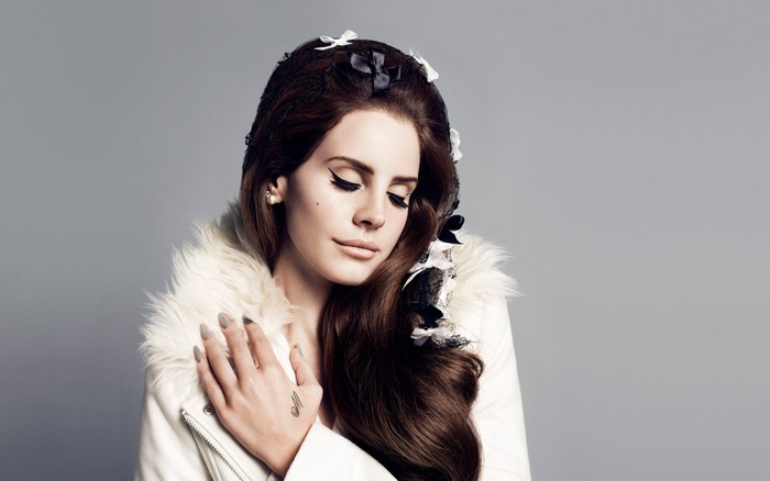 Lana Del Rey with bows in her hair