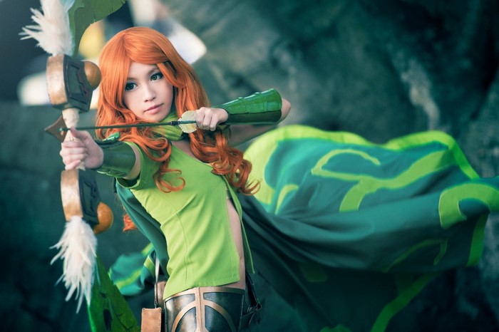 Wind Runner cosplay from Dota 2