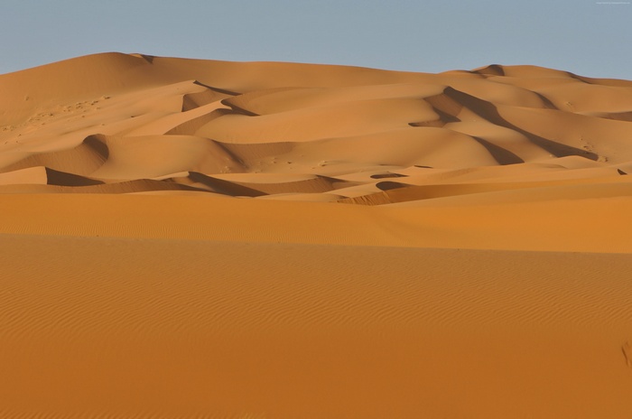 Desert sand dunes