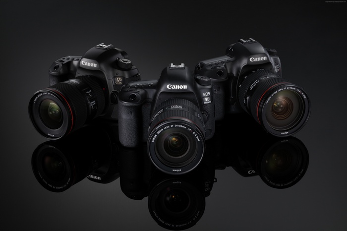 Canon EOS 5D Mark IV and 5Ds Cameras