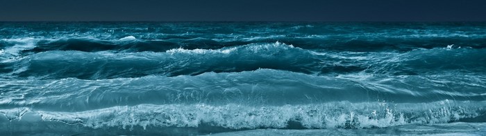 Ocean waves crashing on the shore