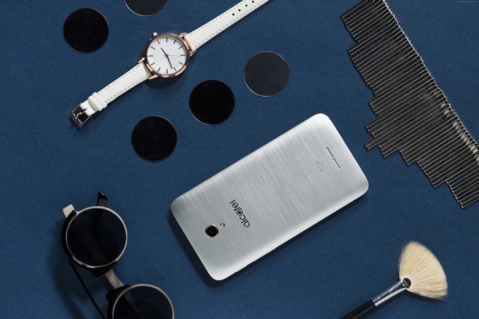 Alcatel Pop 4 smartphone with accessories