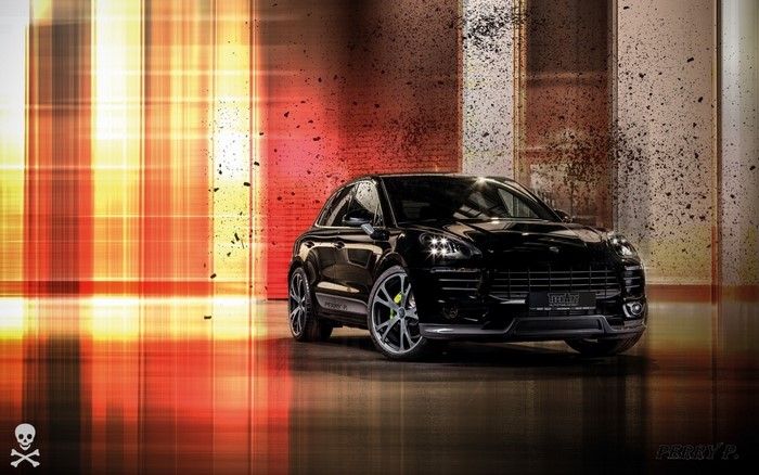 Black Porsche Macan Turbo with custom wheels
