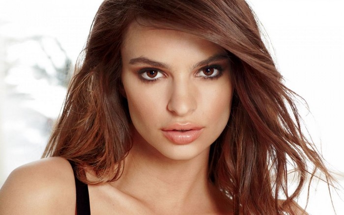 Emily Ratajkowski portrait with brown hair and makeup