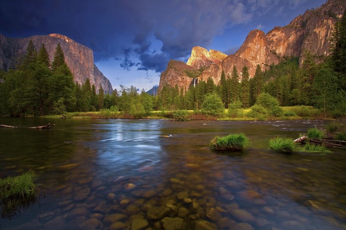 Yosemite Valley National Park with Merced River and Mountains