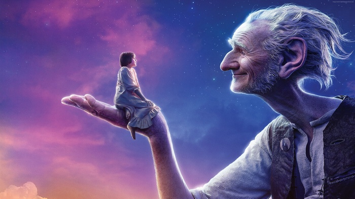 The BFG: Sophie on the Giant's Hand