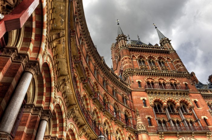 St Pancras Renaissance London Hotel building