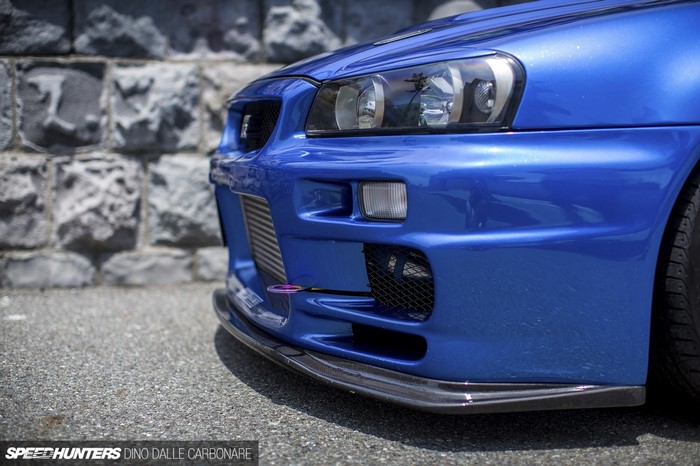 Blue Nissan Skyline R34 GT-R front bumper