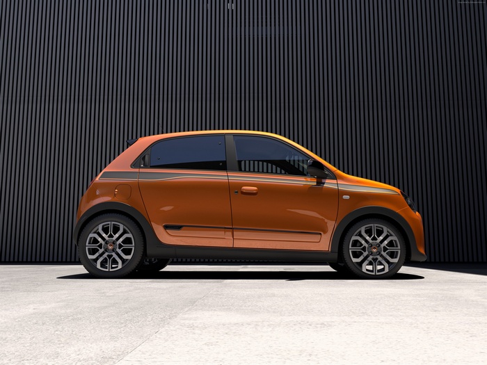 Orange Renault Twingo GT hot hatch