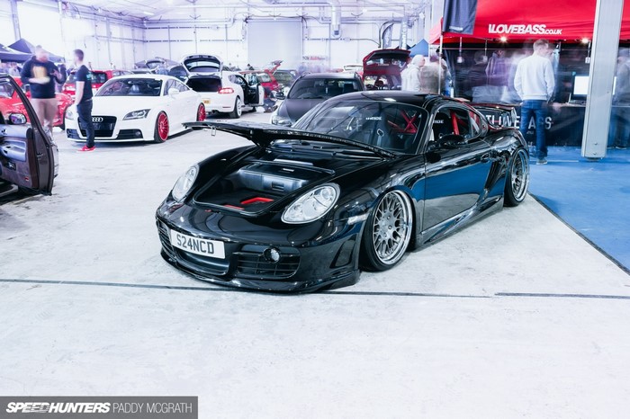 Black Porsche Cayman S at Speedhunters event