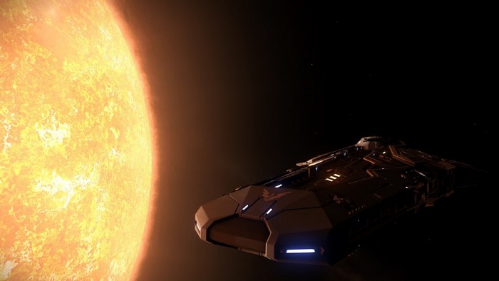 Elite Dangerous spaceship near the Sun