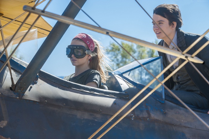 The Space Between Us: Asa Butterfield and Britt Robertson in a biplane