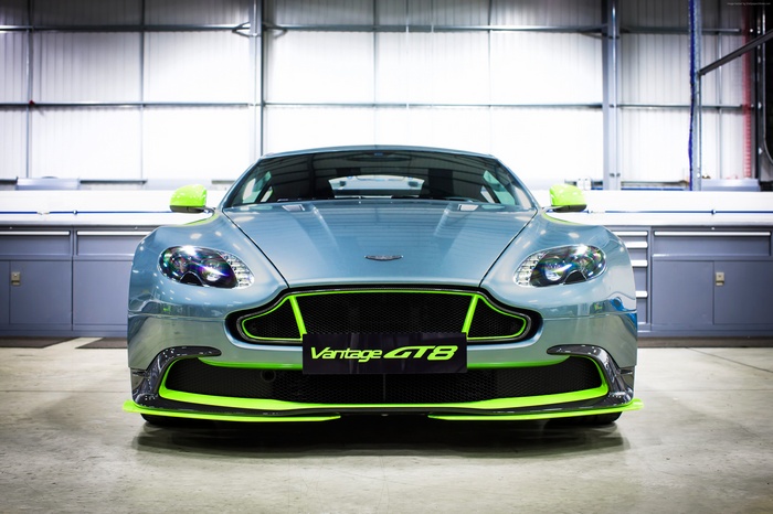 Aston Martin Vantage GT8 Coupe