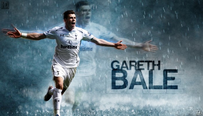 Gareth Bale playing soccer in the rain