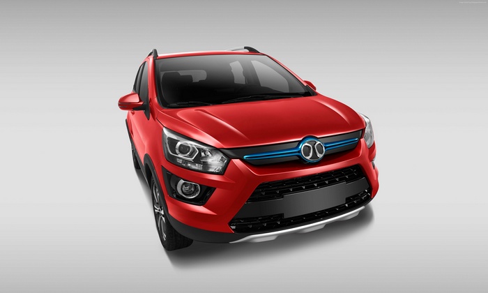Red Senova EX200 electric crossover