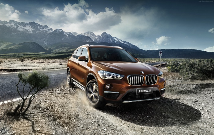 BMW X1 xDrive25i xLine crossover at Auto China 2016