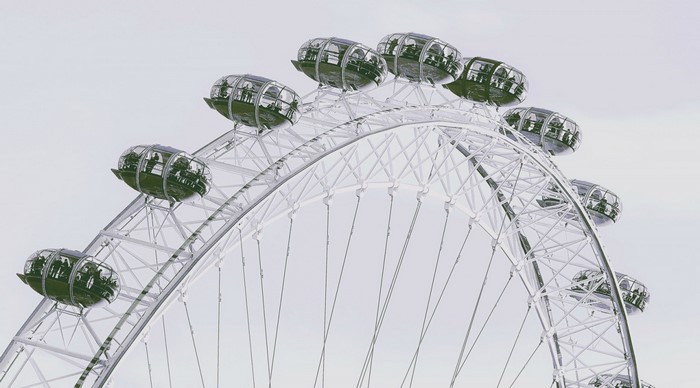London Eye Ferris wheel with pods