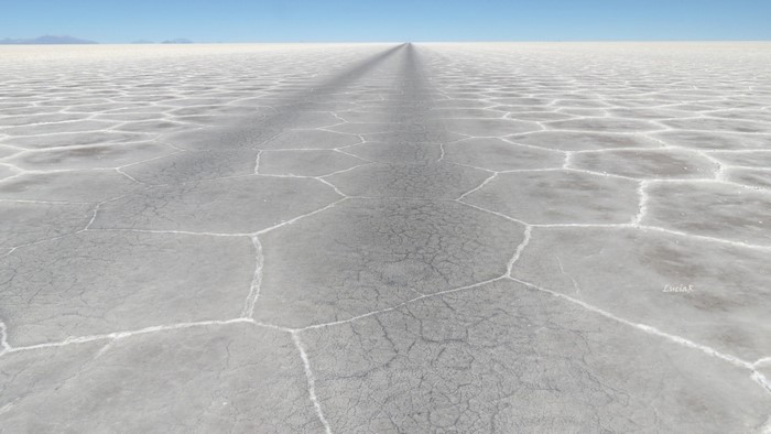 Salar de Uyuni salt flats, Bolivia