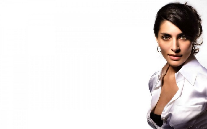 Caterina Murino Elegant Portrait with Brown Hair